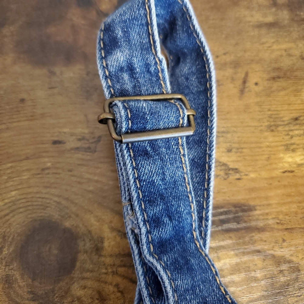 Old Navy Medium Wash Shortalls - Picture 3 of 7